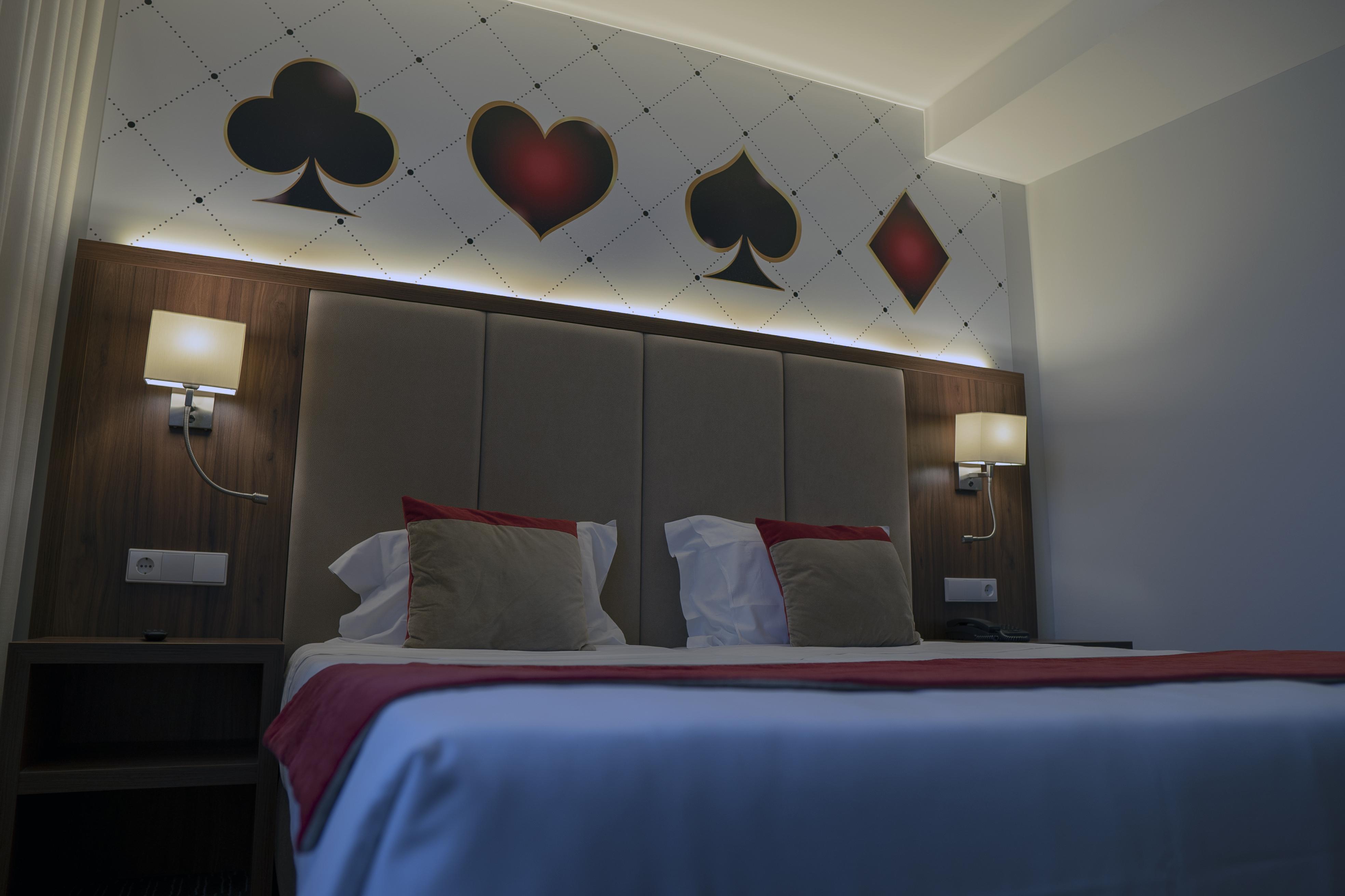 The One Grand Hotel Da Povoa - By Mhmb Hospitality Повуа-ди-Варзин Экстерьер фото