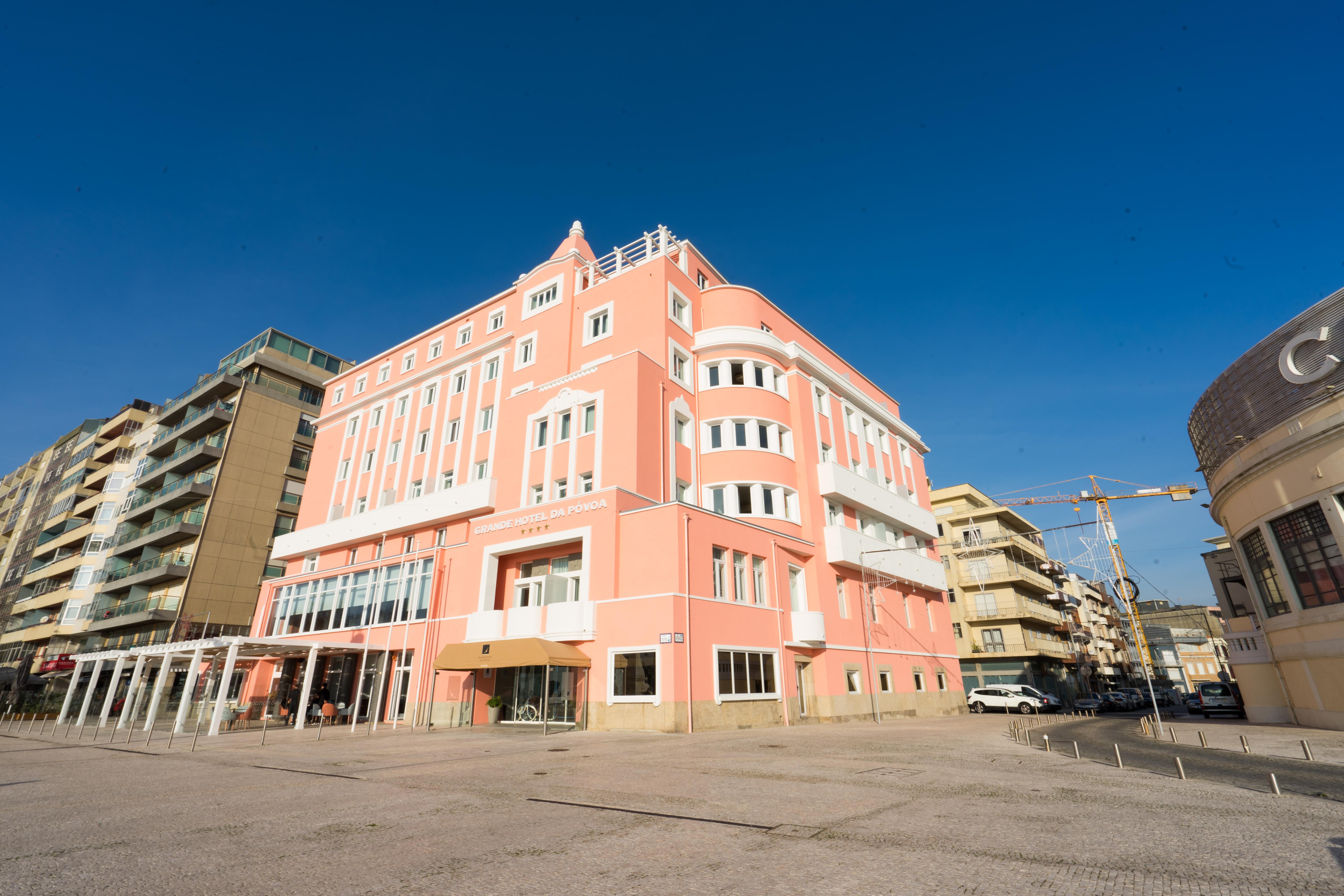 The One Grand Hotel Da Povoa - By Mhmb Hospitality Повуа-ди-Варзин Экстерьер фото