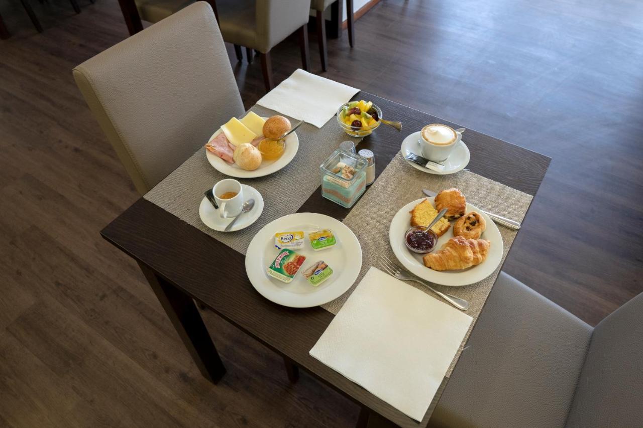 The One Grand Hotel Da Povoa - By Mhmb Hospitality Повуа-ди-Варзин Экстерьер фото
